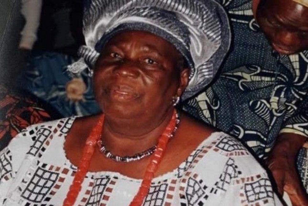 The Iyaloja of Oyo State, Alhaja Wuraola Asake-Kola Daisi is dead.