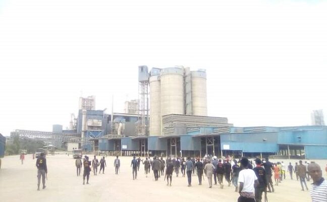 Armed Men Invade Dangote Cement Factory In Kogi